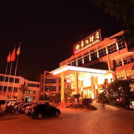 Emeishan Huasheng Hotel Eksteriør billede